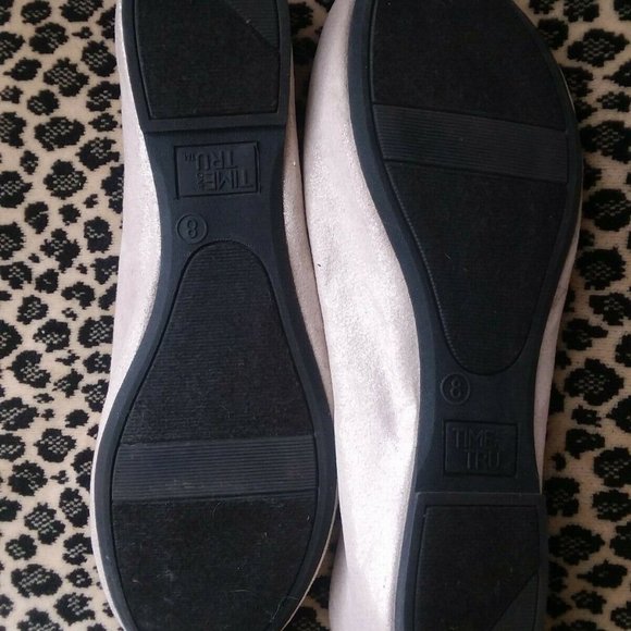 TIME AND TRU Beige or Cream w/ Gold Shimmer Ballet Flats Shoes Women Size 8 - Picture 10 of 12